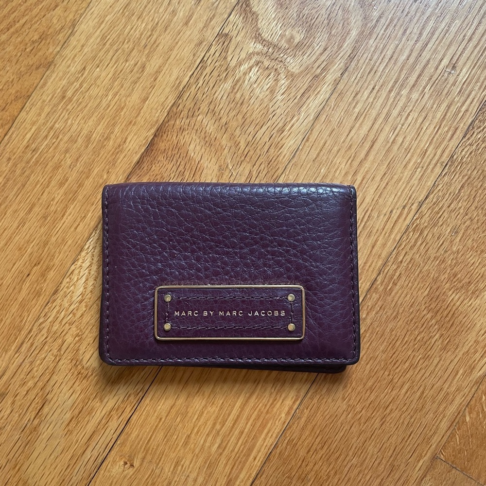 Marc Jacobs slim wallet